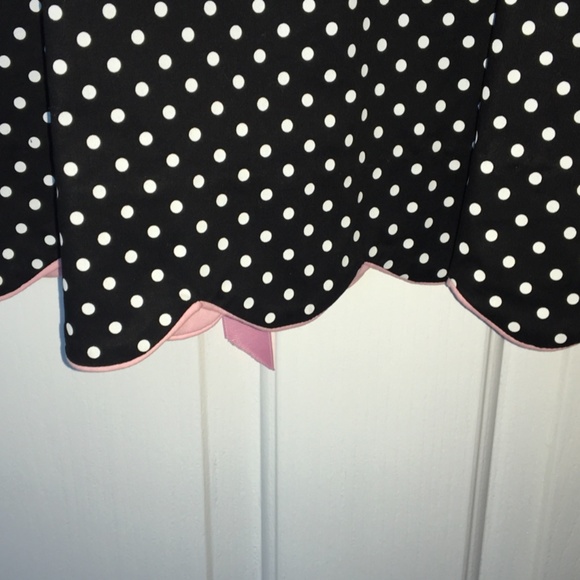 Women’s Dress - Picture 4 of 6